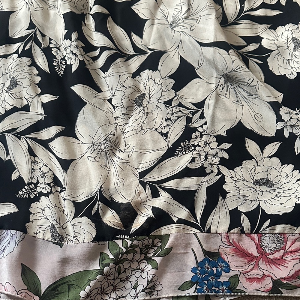 Jade Floral Off-Shoulder Blouse in Cream and Black - Picture 3 of 4